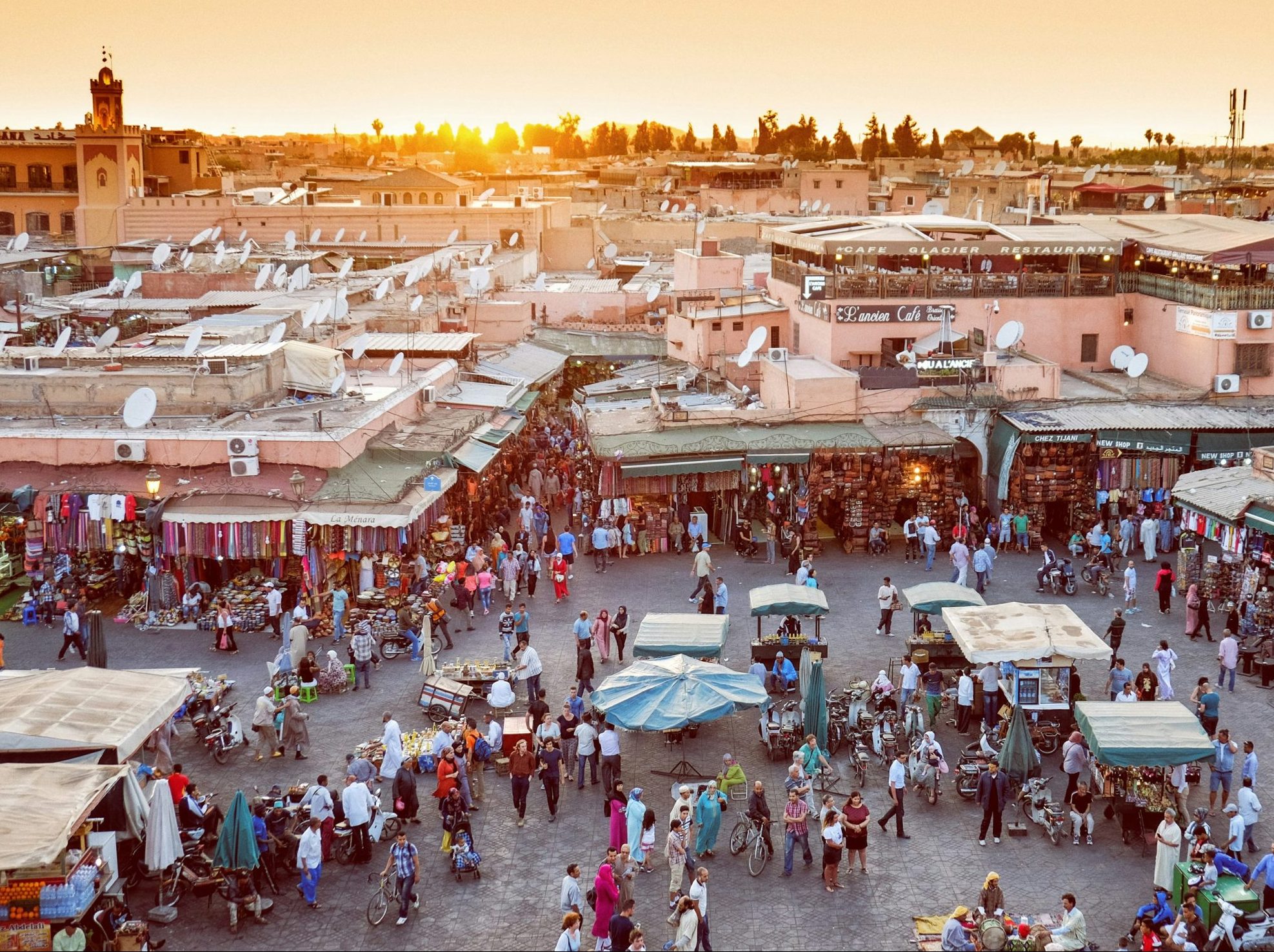 Start je 8 daagse vakantie Marokko met een culinaire kookworkshop in Marrakech incombinatie met zuid Marokko tour – overnachtingen in verschillende locaties – Sahara woestijn, Atlasgebergte en Filmstad – Marrakech